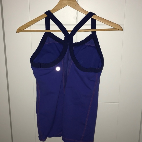 Blue lulu lemon workout top - Picture 2 of 2